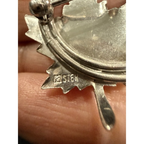 Vintage Georg Jensen sterling silver brooch with a‎ "STER" hallmark - Picture 3 of 3